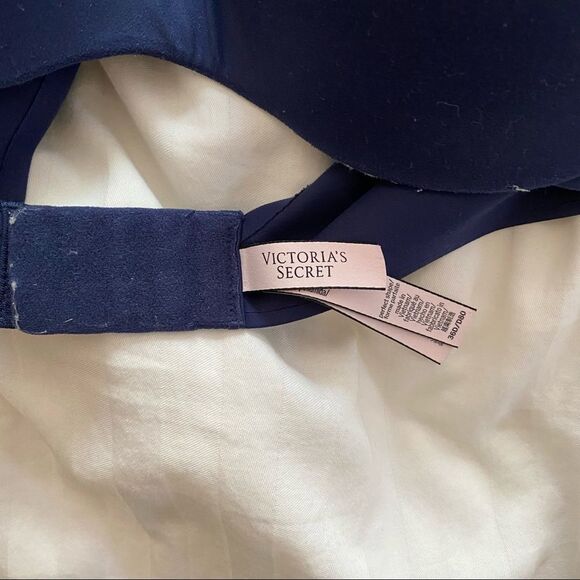 🍄 Victoria’s Secret Navy Blue Bra - Picture 5 of 5